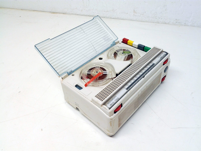 magnetofono grabador cinta sonido geloso italia plastico func 220v 10x26x16.7 1u